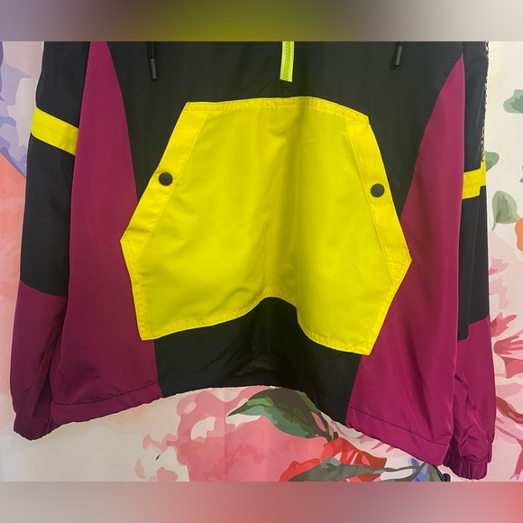 Urban Outfitters 90s Colourblock Windbreaker - Picture 11 of 16